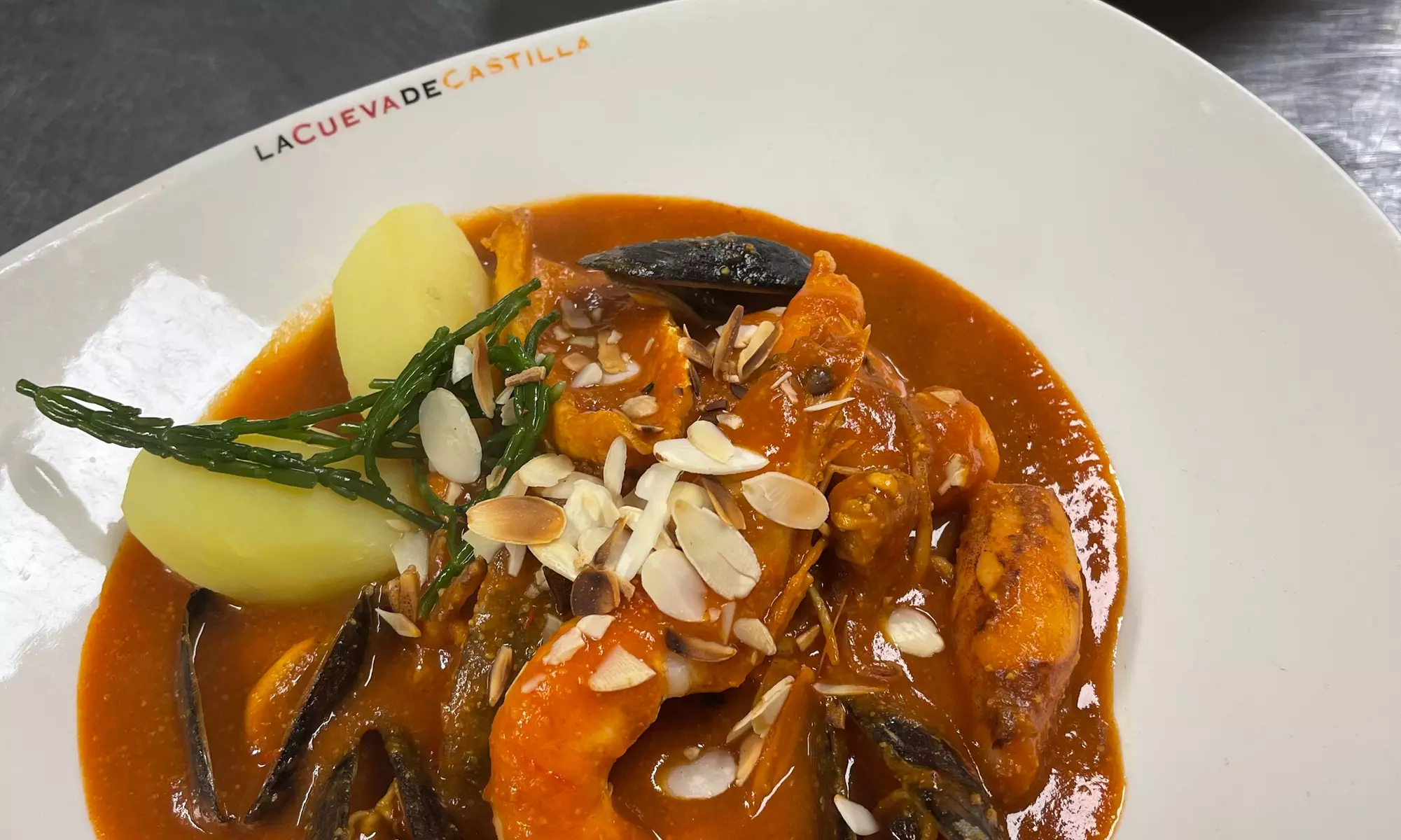 Menu Gastronomique pour 2 ou 4 personnes à La Cueva De Castilla