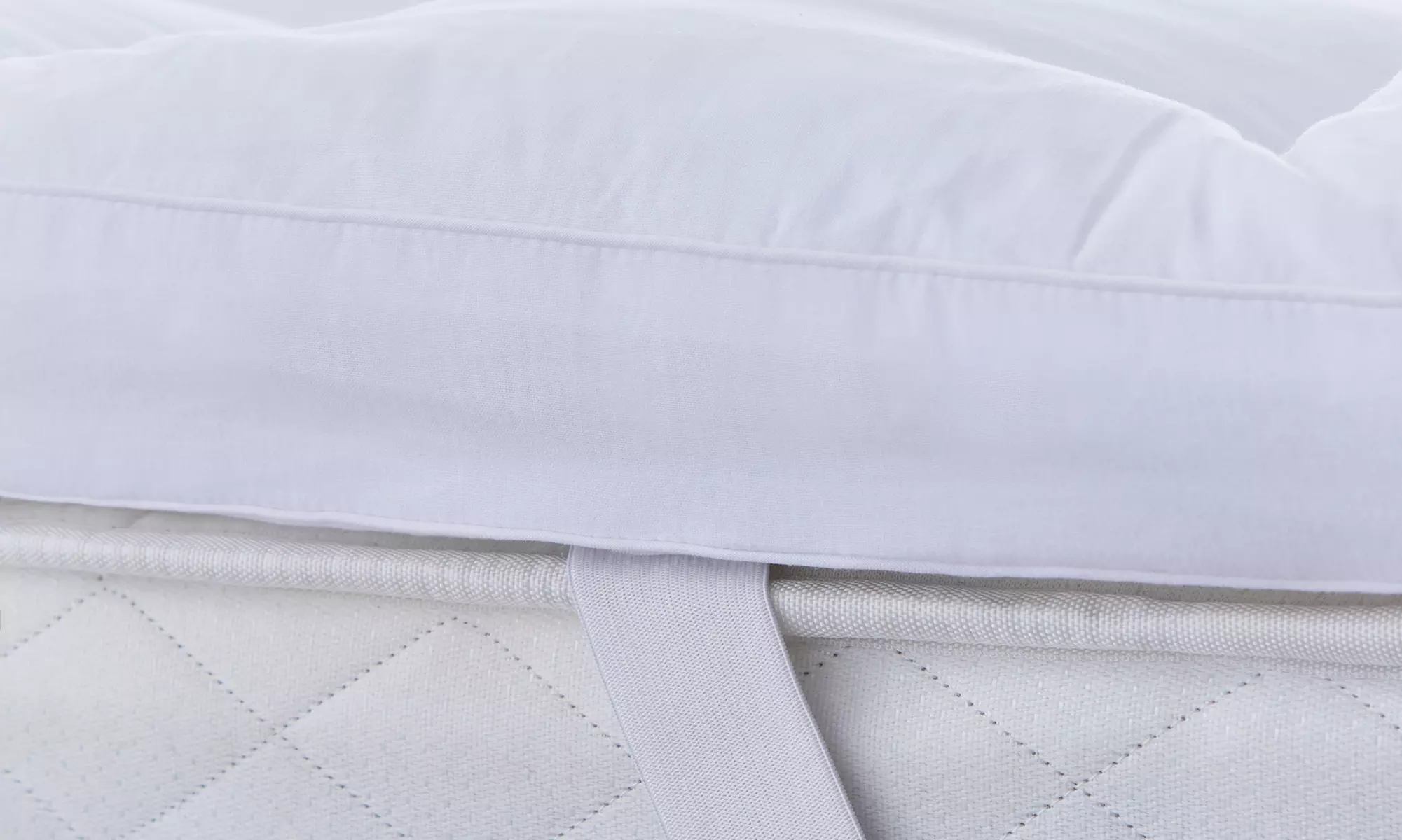Silentnight 5cm or 10cm Thick Deep Sleep Mattress Topper
