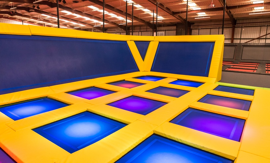 Image 5: One-Hour Trampoline Park Entry