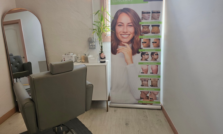 Image 4: Smooth Skin, No Razor: 6 Laser Sessions Up to 85% Off—Book Now!
