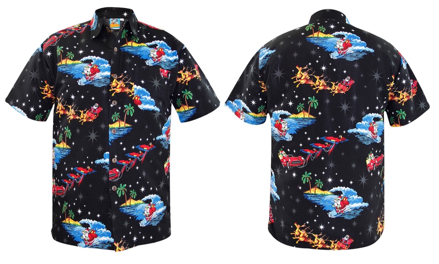 Image 9: Men's Hawaiian Christmas Shirts