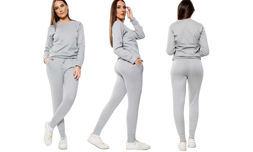 Image 6: Ensemble de jogging pour femme