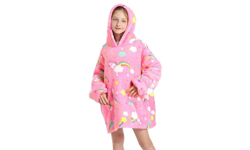 Image 20: Kids' Oversized Fluffy Hoodie Blanket