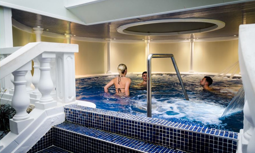 Image 6: Somerset: 1 or 2-Night 4* Spa Break with Breakfast