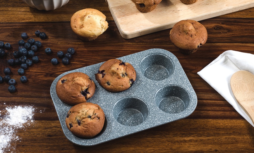 Image 3: Salter Five-Piece Baking Set