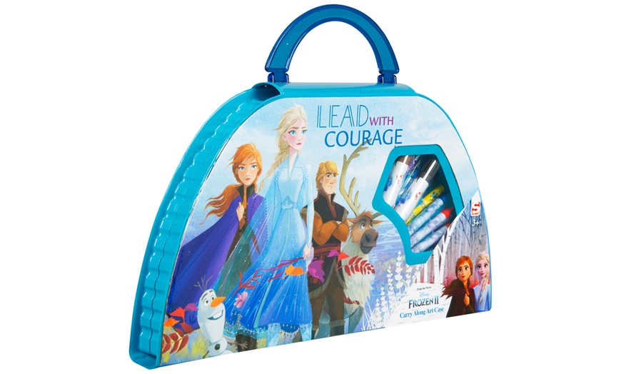 Image 4: Frozen 2 Carry Along Art Case