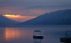 Loch Earn: 1 or 2 Nights with Breakfast