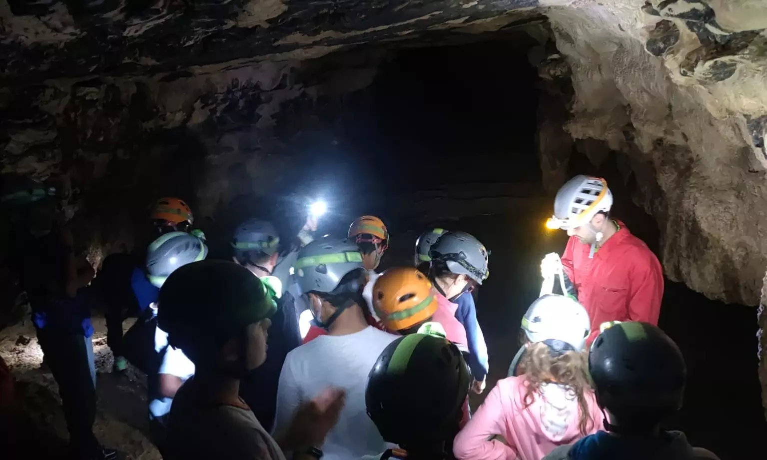 Espeleología para 2 o 4 personas con La Aventura De Cabrejas