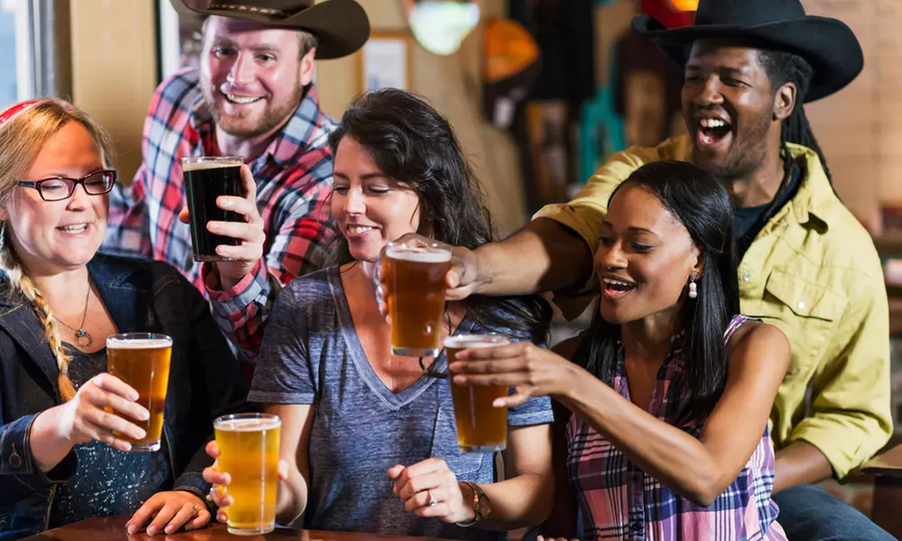 Admission for One, Two, or Four with Lunch and Drinks, Photo, and Souvenir at Alibi Las Vegas (Up to 33% Off) - Primary Image