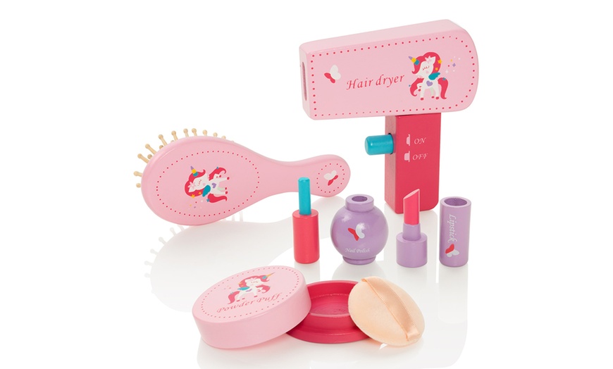 Image 3: Wooden Pretend Play Beauty Set