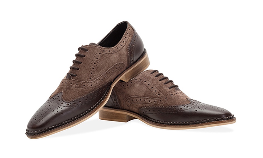 Image 11: Men's Leather Gatsby Brogue Shoes