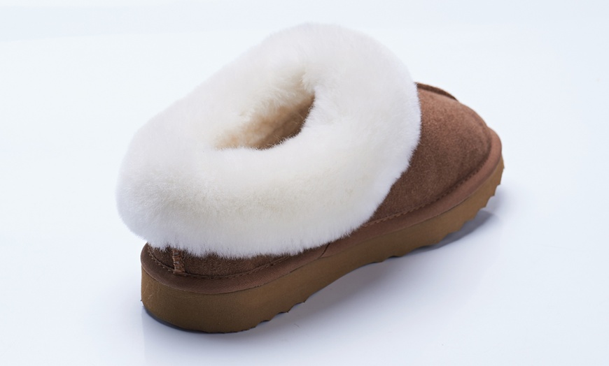 Image 6: Women's Sheepskin Slipper Boots