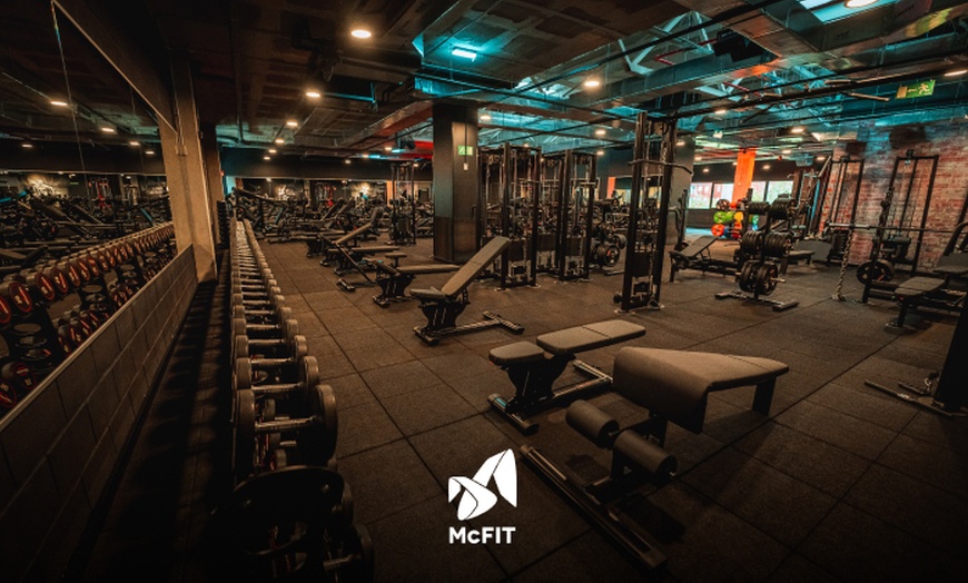 Image 4: Suscripción de 1, 6 o 12 meses a gimnasios McFIT