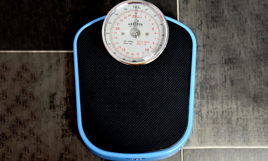 Image 2: Retro Bathroom Weighing Scales