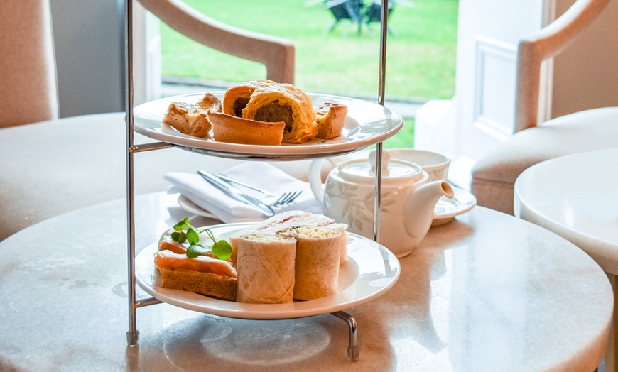 Image 3: Full Afternoon Tea for Two