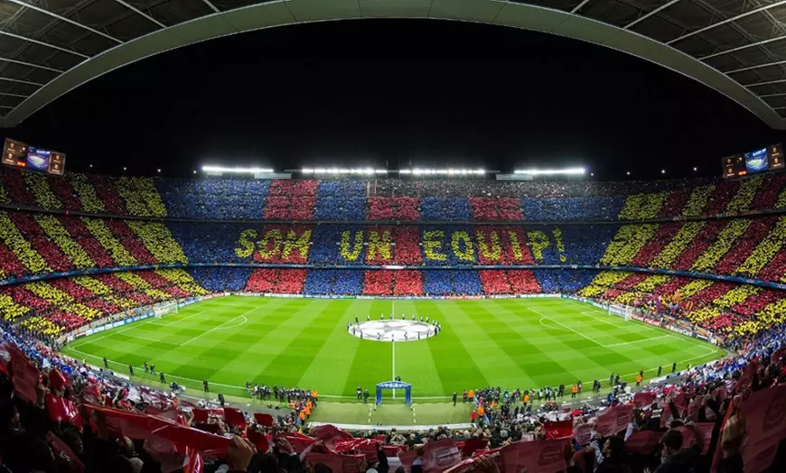 Image 1: Barcelona: 1, 2 o 3 noches en hotel 4* con visita