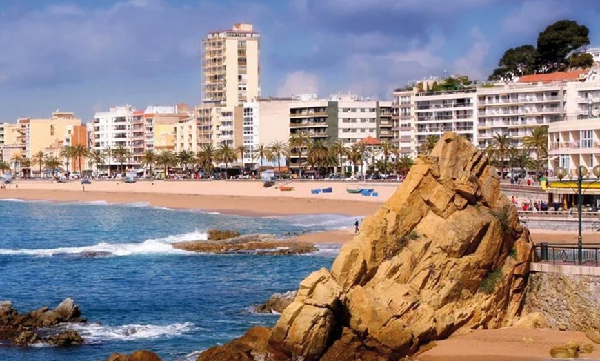 Image 1: ⛱️ SPAIN | Lloret de Mar - Hotel María del Mar 4*  