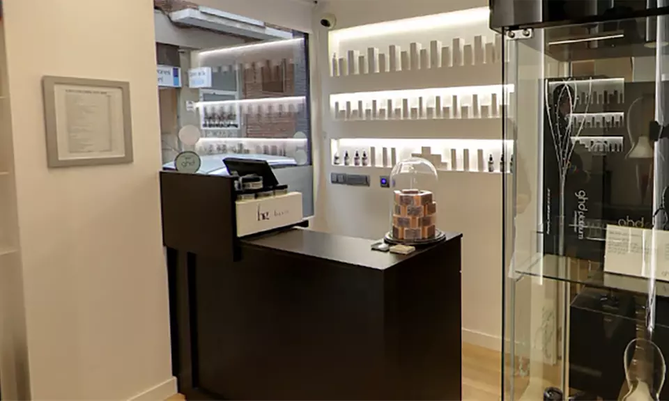 Tratamiento capilar personalizado y kit de productos