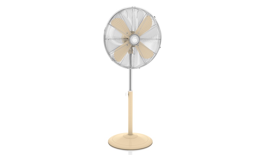 Image 13: Swan Retro Clock, Stand or Desk Fan
