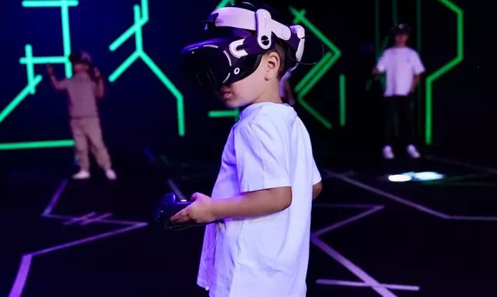 Join the Virtual Hero Experience Up to 10 Players