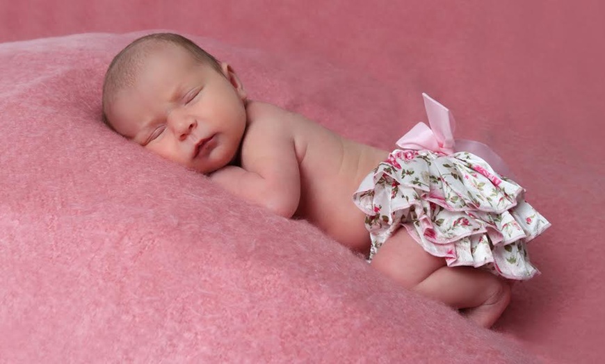 Image 1: Newborn Photoshoot with Prints