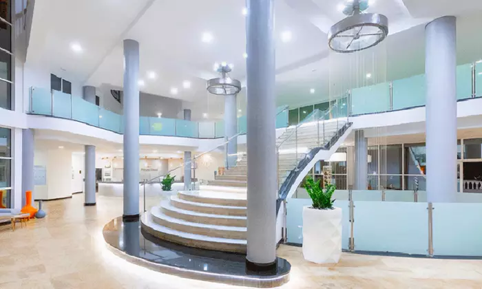 Spa privado para 2 personas con cava, frutay opción a masaje