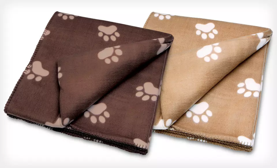 $15 for an Animal Planet Pet Blanket in Brown or Tan ($29.99 List Price). Free Shipping and Free Returns. - Second Medium