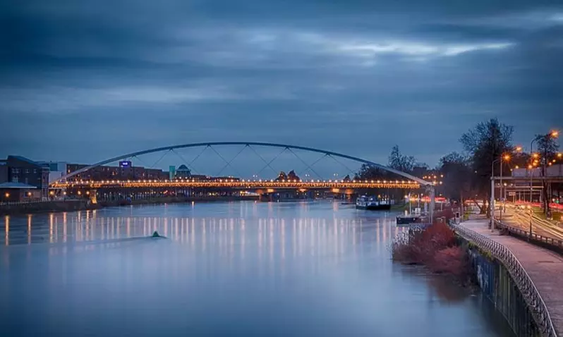Maastricht: Doppelzimmer mit Frühstück
