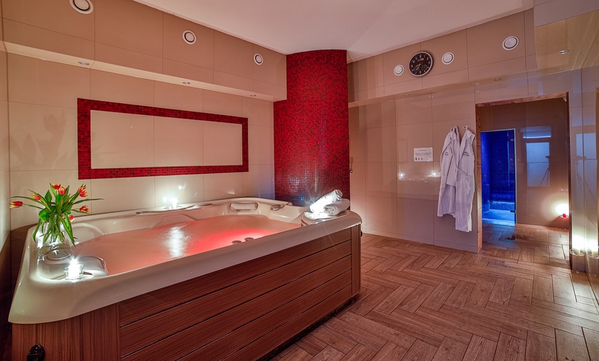 Image 17: Dla grup: Zakopane: pokój dla 2-4 osób ze śniadaniami i jacuzzi