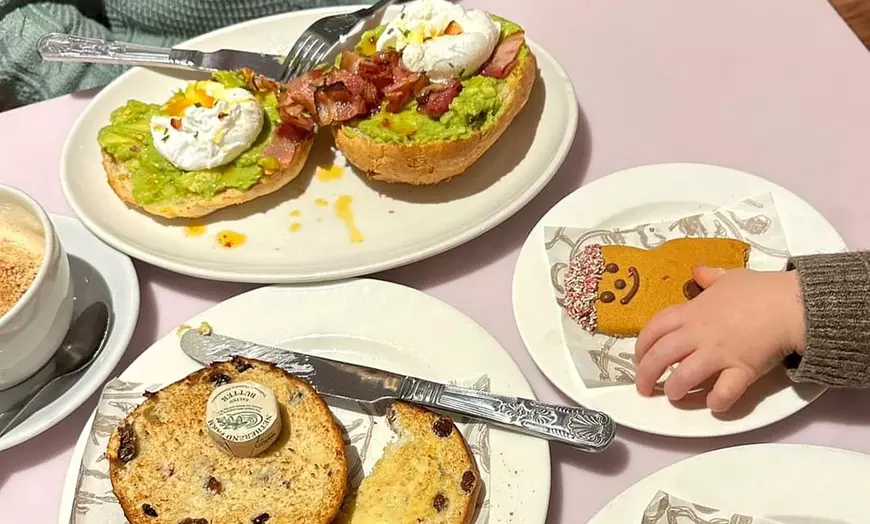 Image 11: Enjoy a Classic or Celebration Brunch for Two or Four People