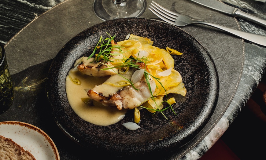 Image 3: Menú fusión a elegir entre clásico o prémium para 2 o 4 personas