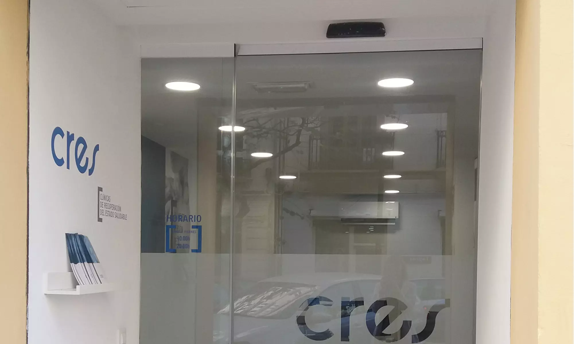 Microneedling facial con Dermapen