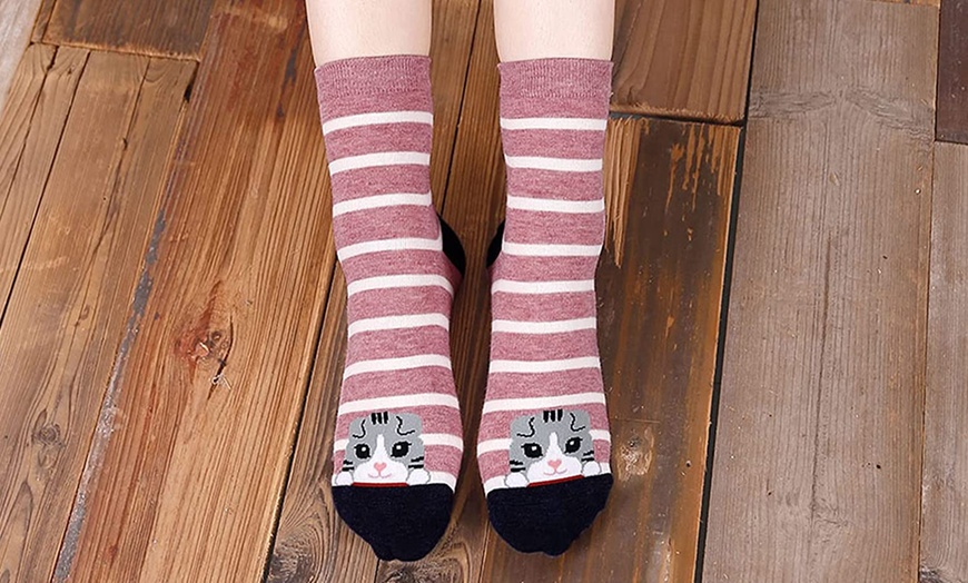 Image 6: 1 oder 5 Paare Damen-Socken mit Katzen-Motiven