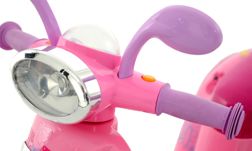 Image 4: Peppa Pig Battery-Operated Motorbike