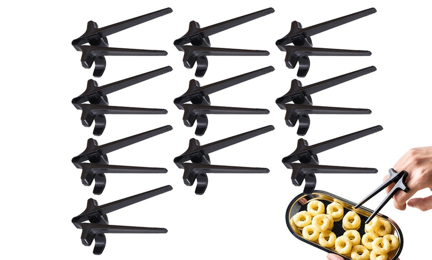 Image 2: 10-Piece Finger Chopsticks Snack Chopsticks for Gamers