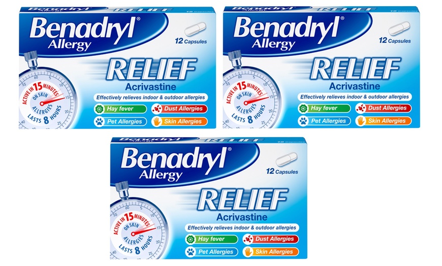 Image 1: Benadryl Allergy Relief Capsules