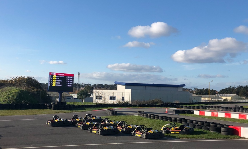 Image 5: Sessions de karting