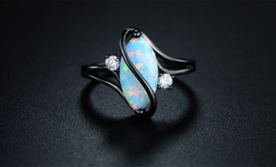 Oval-Cut Fire Opal S Ring in Black Rhodium