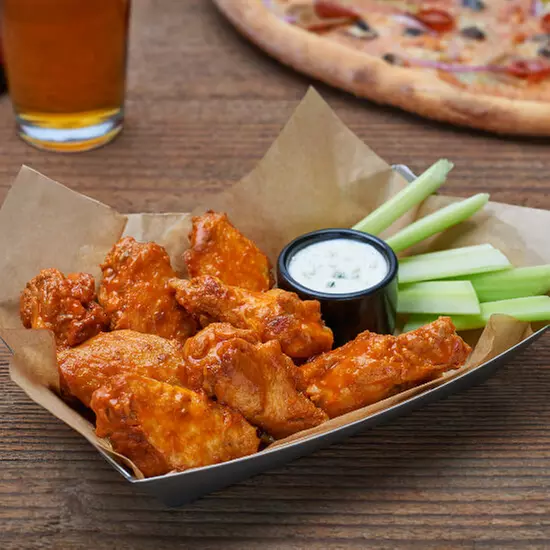 Satisfy Your Pizza Affair: A Delicious NY-Style Escape Awaits! - Primary Image
