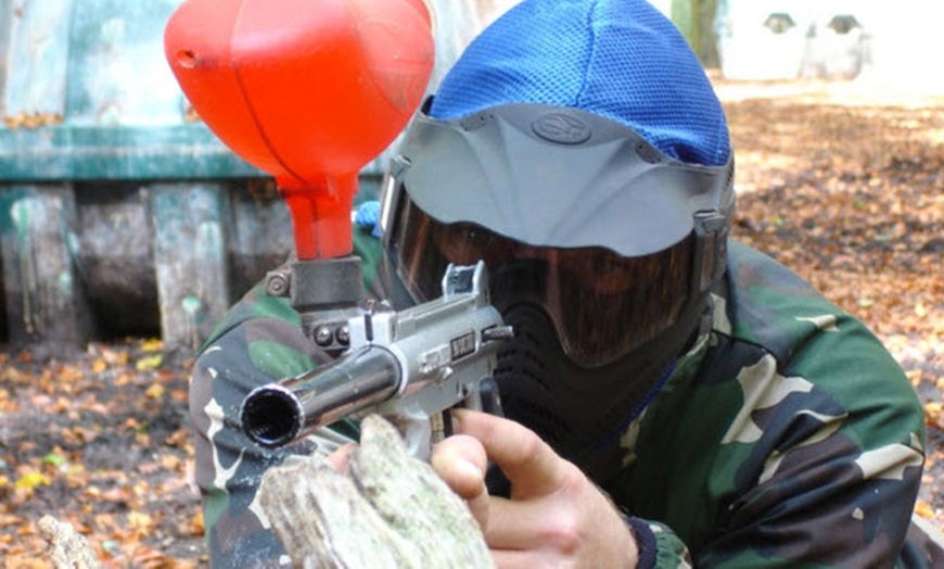 Image 2: Zombie-Themed Paintball Experience For Two