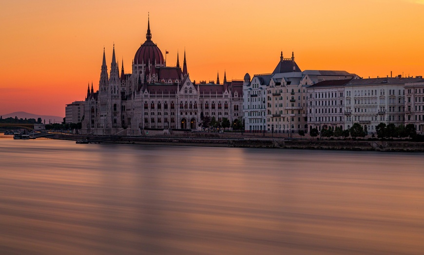 Image 5: ✈ Vienna and Budapest: 4 or 6 Nights with Return Flights