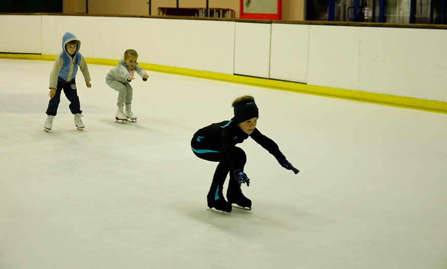 Image 2: Ice Skating with Pizza