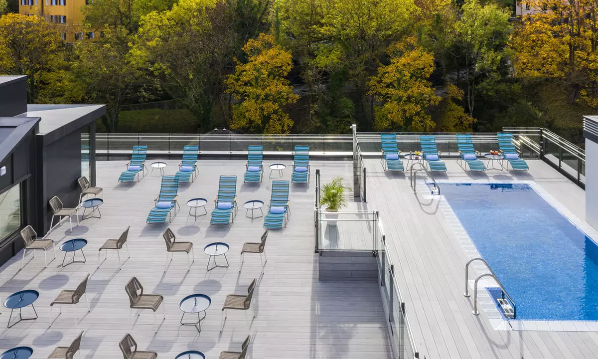 Regálate un momento de relax: circuito spa de 1 hora con opción a masaje para 1 o 2 personas (hasta 63% menos) - Second Medium