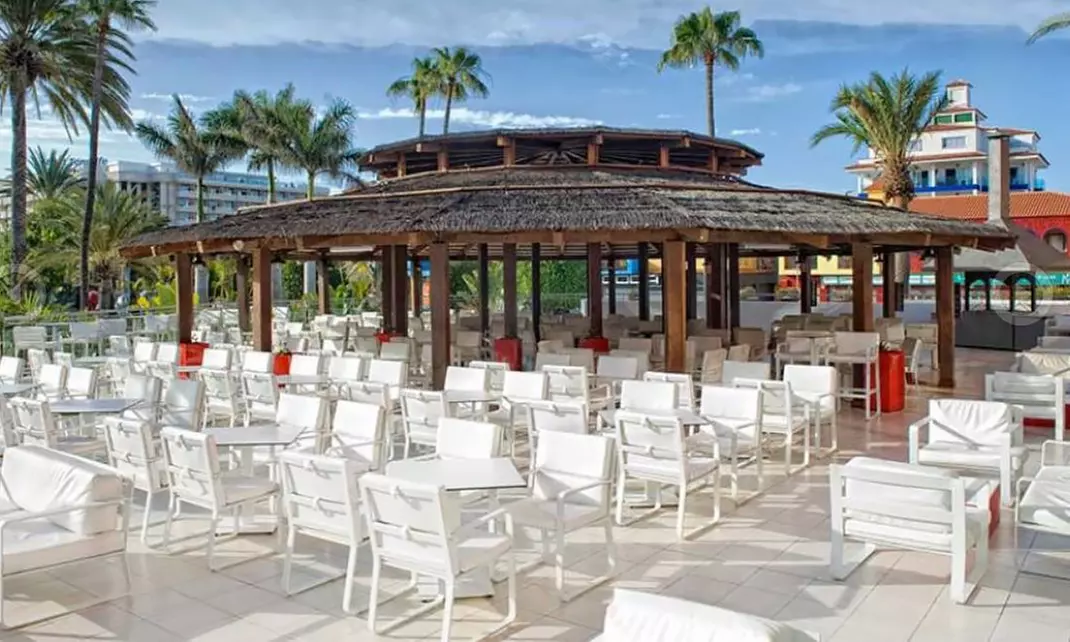 Circuito spa de 4 * para 2 personas con masaje, buffet o ambas