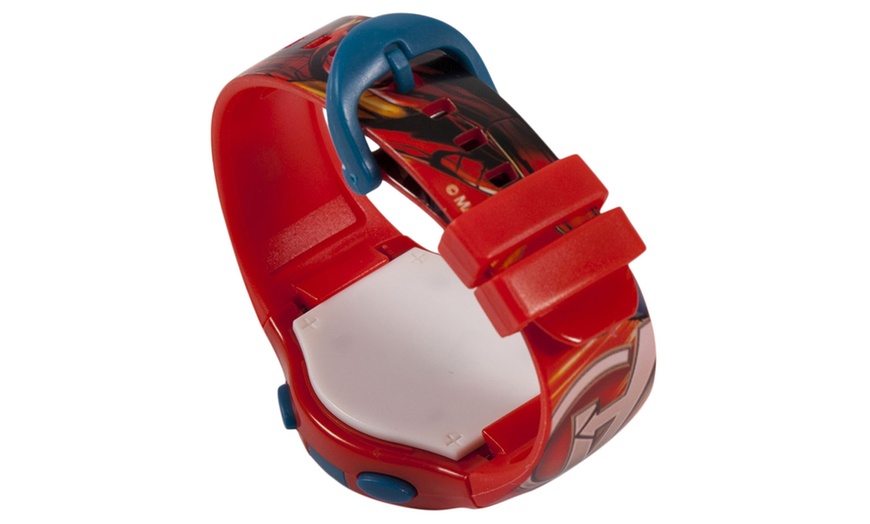 Image 9: Marvel Children's Digital Watch 