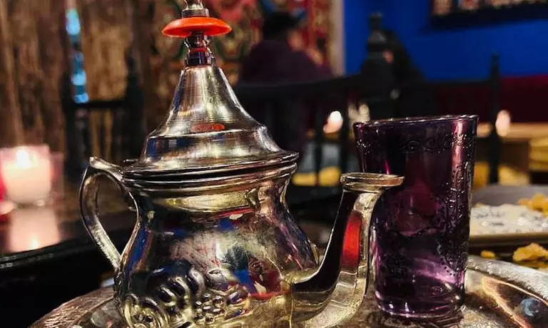 Cocina árabe en el bajo Albayzín para 2 o 4 personas en Tajin Dar