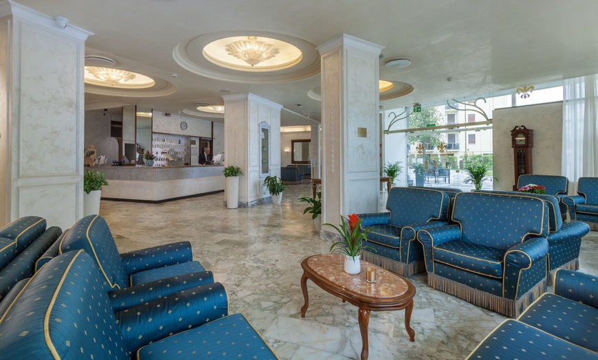Image 7: Abano Terme: camera Economy o Superior con colazione, Spa, cena, terme