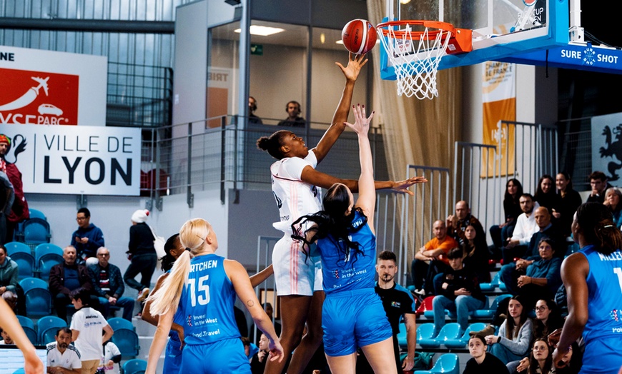 Image 5: LDLC Asvel Féminin vs Villeneuve d'Ascq