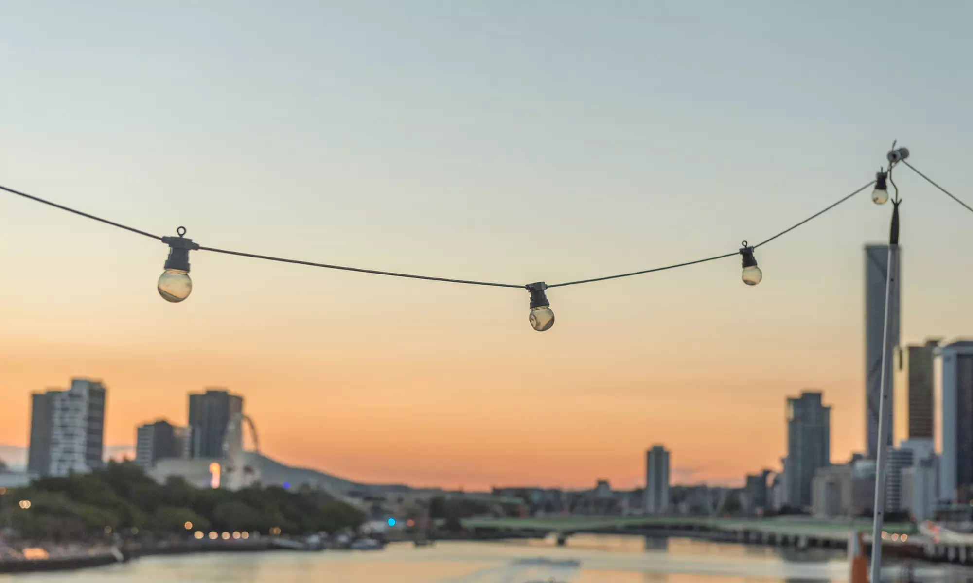 1, 2 ou 4 guirlandes solaires "Party Clear Solar" de Lumisky