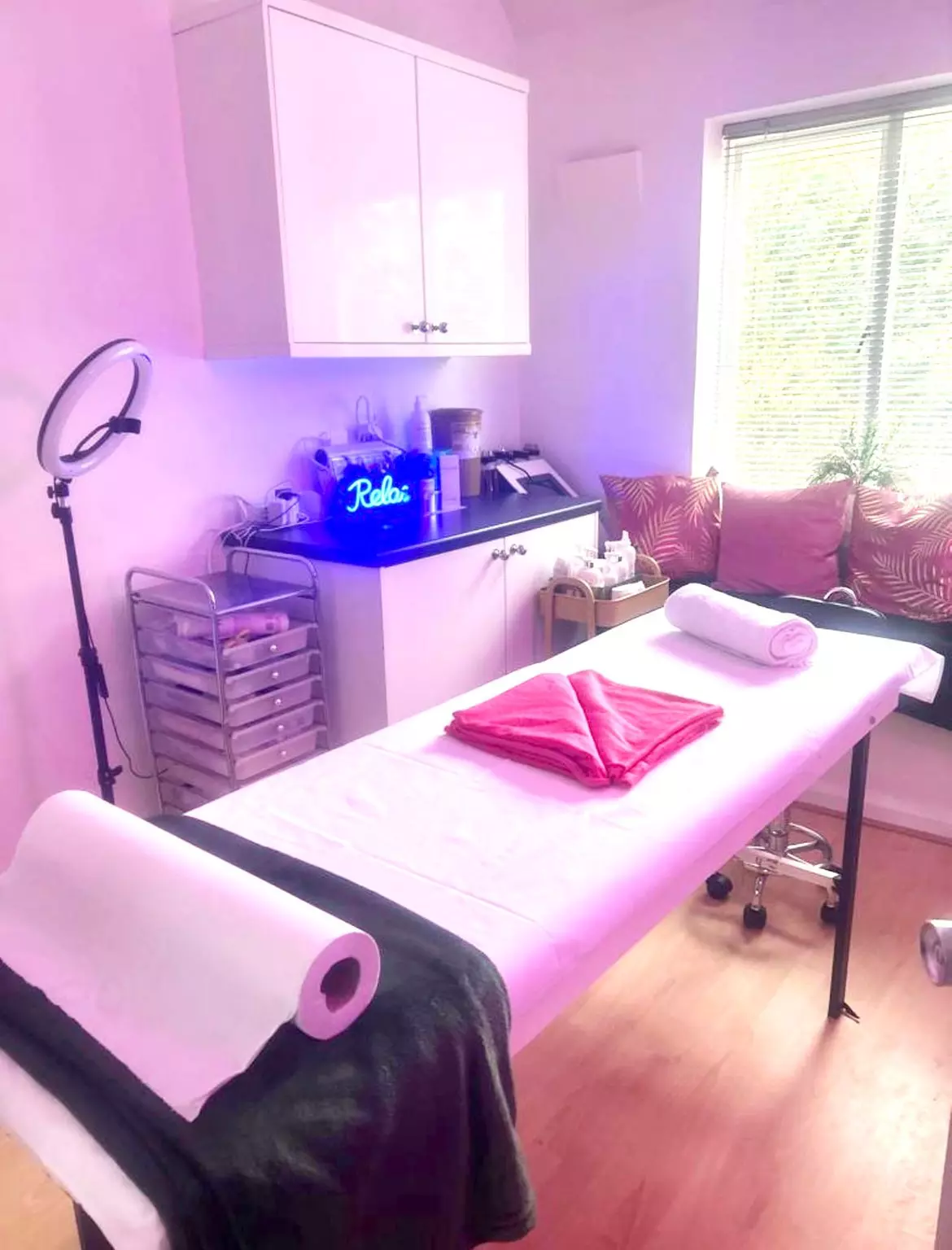 Up to 28% Off on Massage - Hot Stone at Relax Beauty